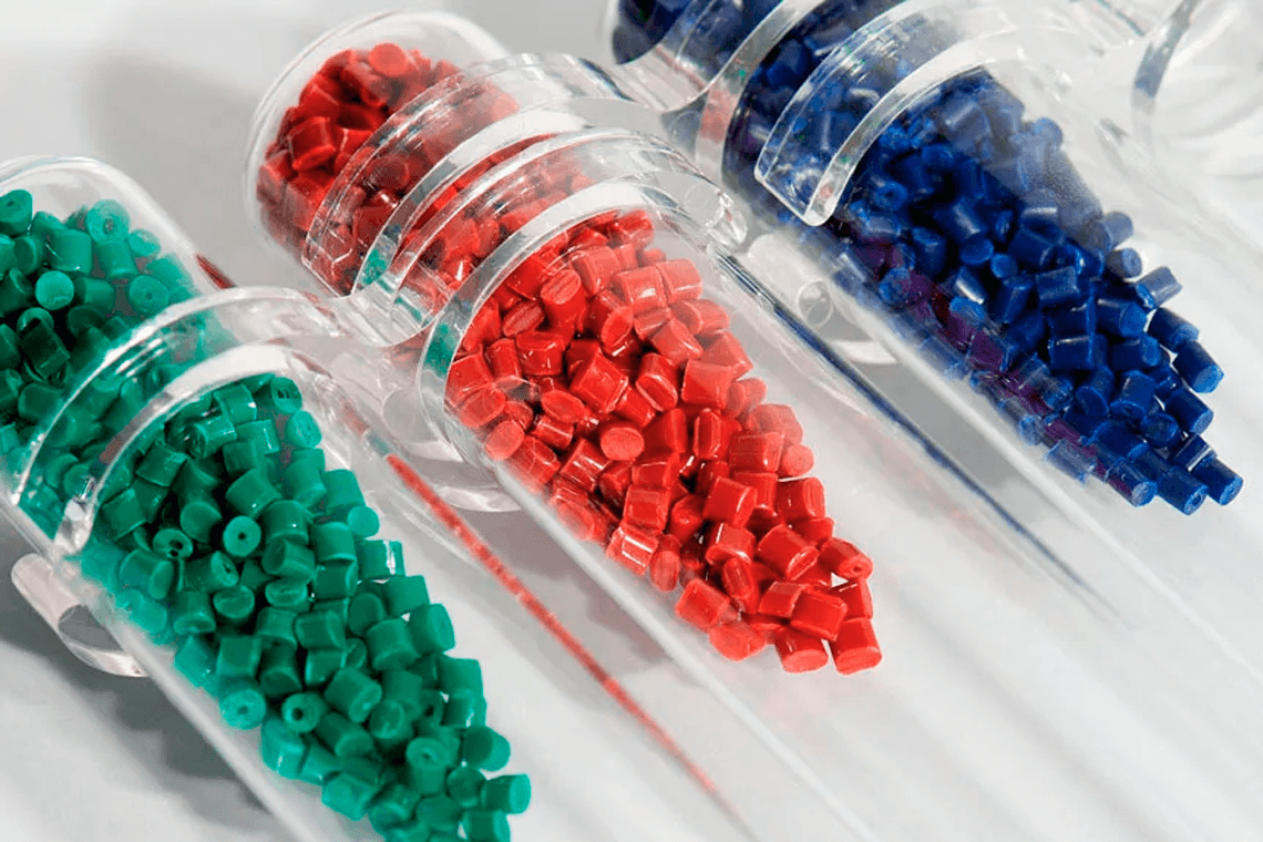 Os Plásticos mais resistentes ao impacto: policarbonato, PBT e ABS –  Advanced Polymers
